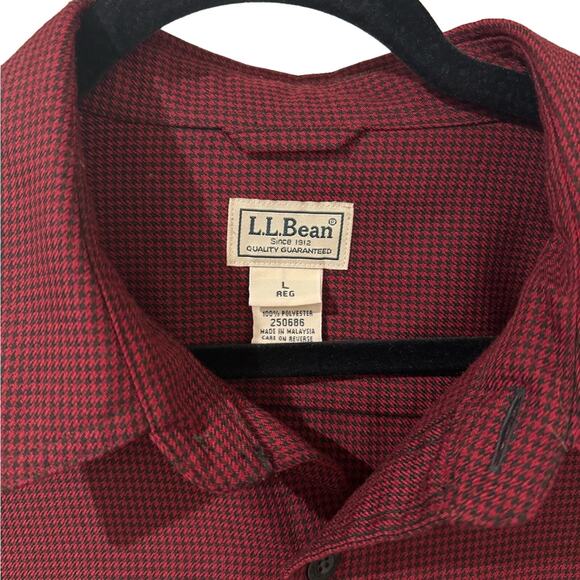 L.L. Bean Men’s Red Micro Check Plaid Medium Weight Button Down Shirt, LARGE - Picture 3 of 10